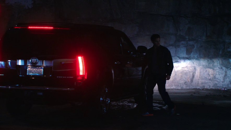 2011 Cadillac Escalade ESV [GMT936]