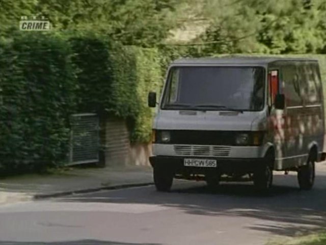 1989 Mercedes-Benz [T1]