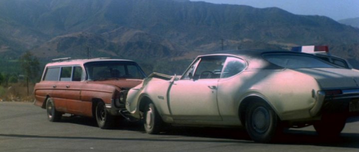 1968 Oldsmobile Cutlass S Holiday Coupe