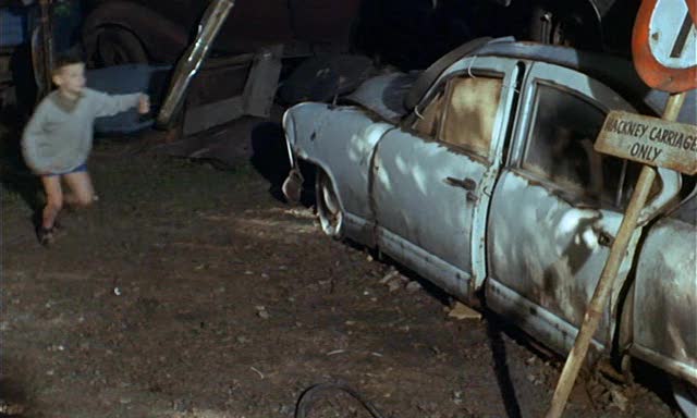 1952 Kaiser Manhattan