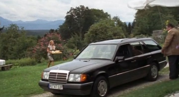 1990 Mercedes-Benz T [S124]