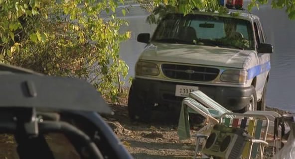 1999 Ford Explorer XLS [UN150]