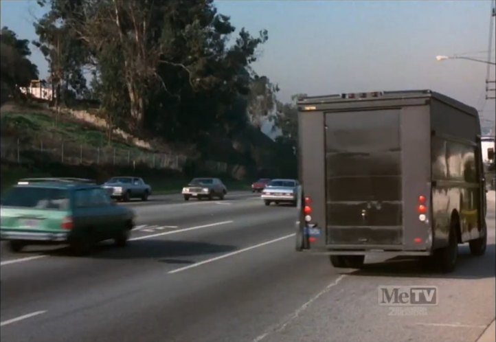 Grumman-Olson P-800 UPS Truck