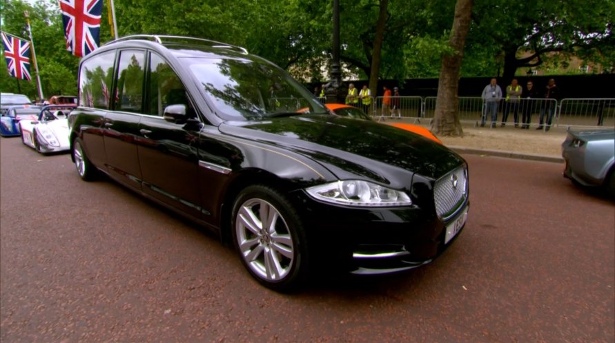 Jaguar XJ Hearse Wilcox [X351]