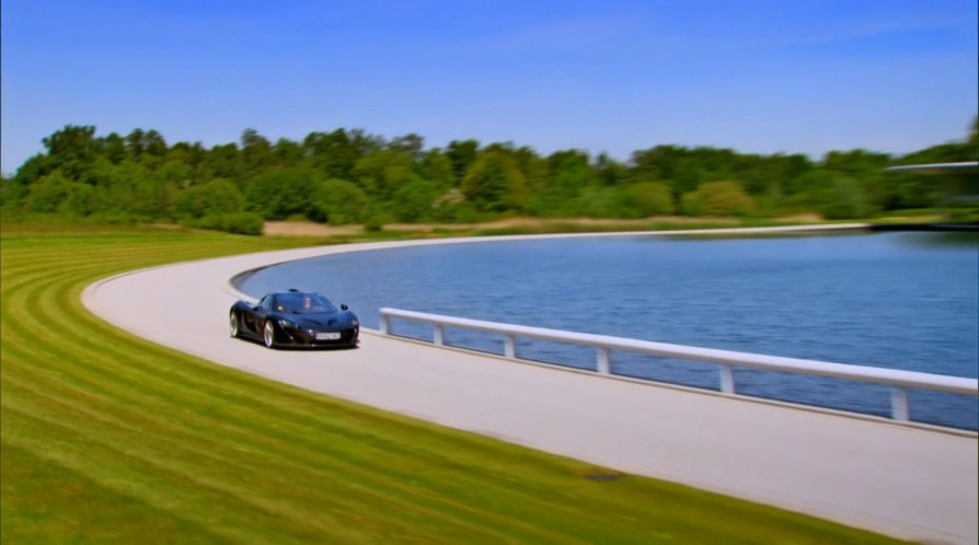 2013 McLaren P1