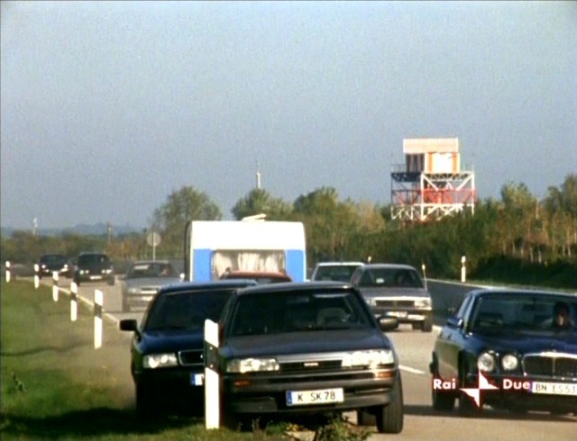 1987 Toyota Camry Kombi [V20]