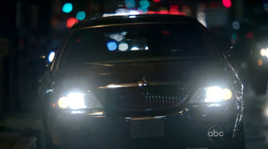 2003 Lincoln Town Car