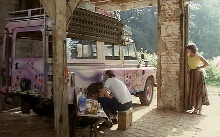 Land-Rover 109'' Series III Station Wagon