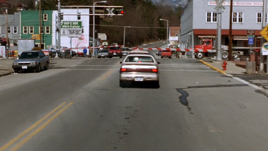 1990 Chrysler LeBaron Landau [AA]