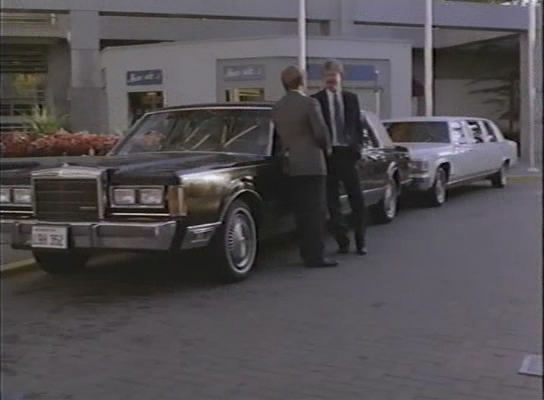 1989 Lincoln Town Car Stretched Limousine