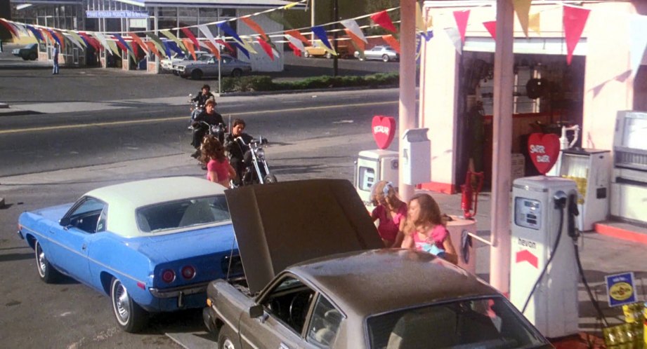 1972 Plymouth Barracuda 2-Door Hardtop