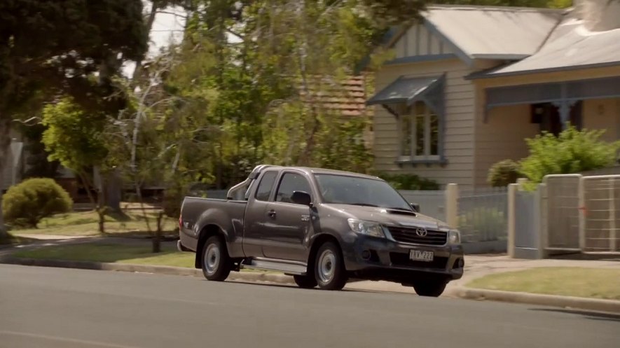 2011 Toyota Hilux SR [N70]