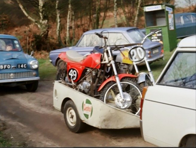 Triumph Rickman Metisse T100