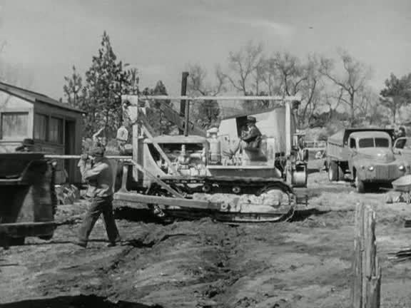 Caterpillar D7 with LeTourneau blade