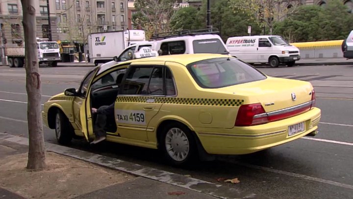 2002 Ford Fairlane Ghia [AU]