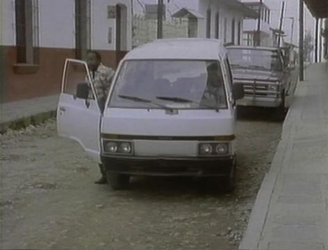 Nissan Ichi Van [C220]
