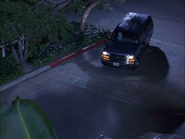 1996 Chevrolet Suburban 1500 [GMT410]