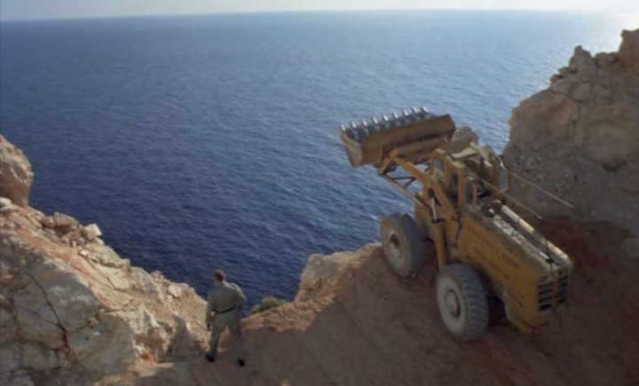 Michigan 75 A Leyland-powered wheel loader