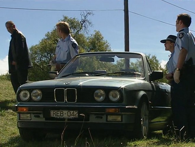 1988 BMW 320i Cabrio [E30]