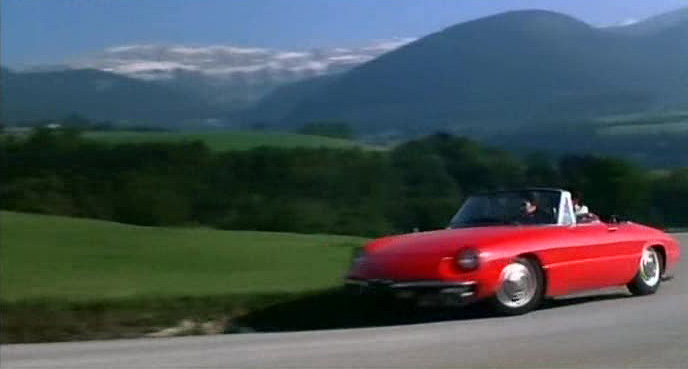 1966 Alfa Romeo Spider 1600 Duetto [105.03]