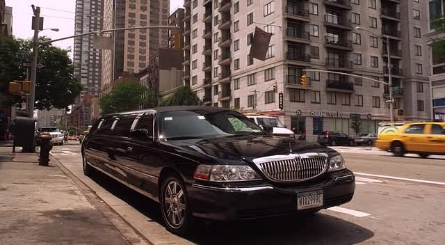 2007 Lincoln Town Car Stretched Limousine Executive