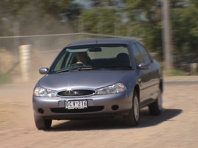 1997 Ford Mondeo LX MkII [CDW162]