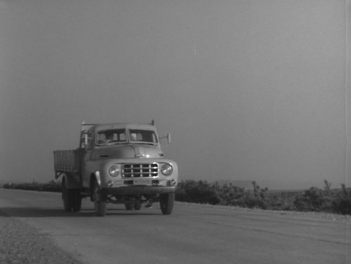 IMCDb.org: 1951 Toyota BX in "Sôshun, 1956"