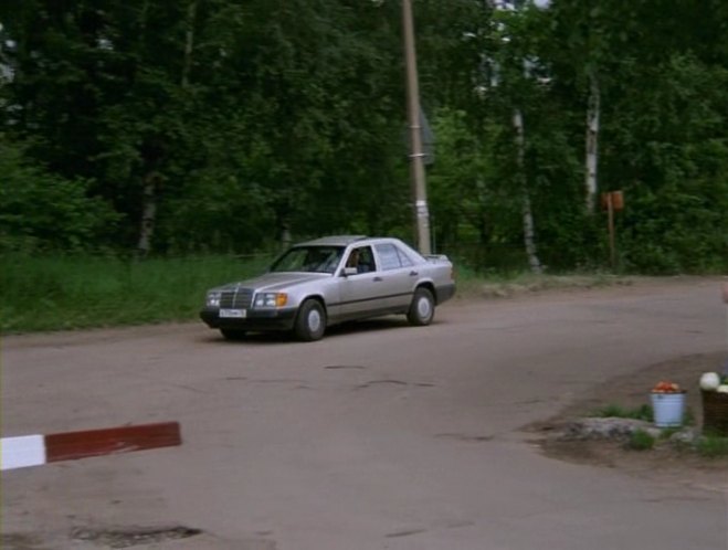 1989 Mercedes-Benz 230 [W124]