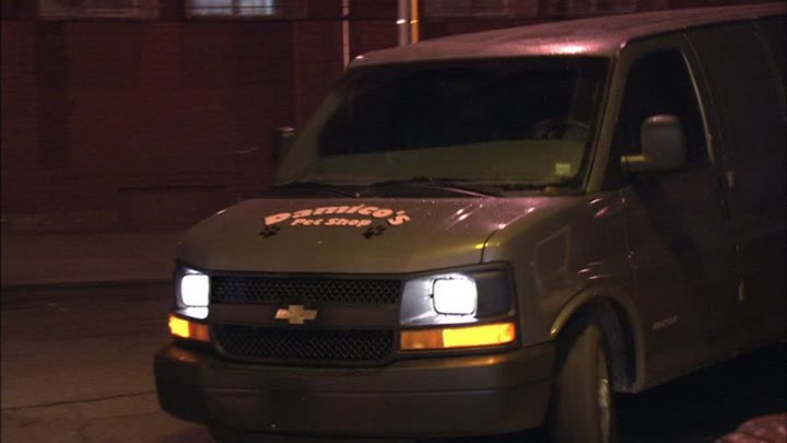 2003 Chevrolet Express [GMT610]