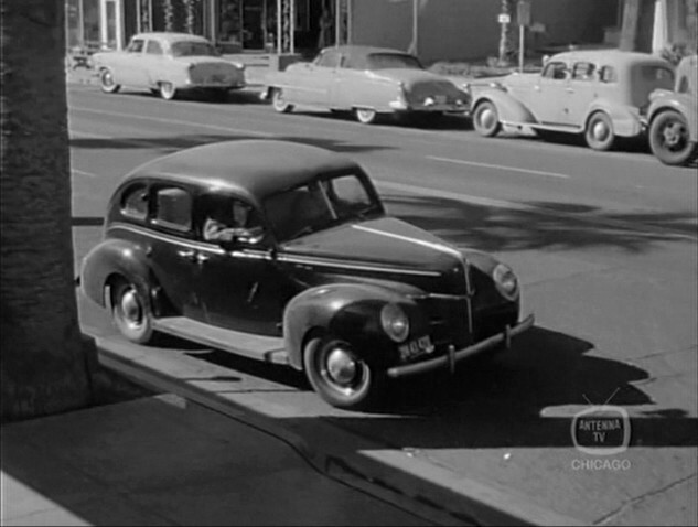 1940 Ford V8 De Luxe Fordor Sedan [01A]