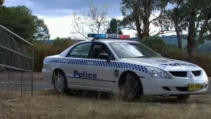 2004 Mitsubishi Magna ES [TW]