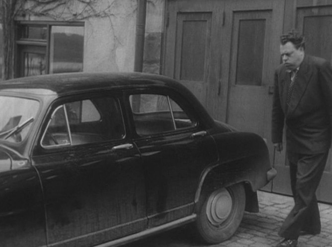 1952 Simca 9 Aronde