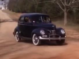1940 Ford V8 De Luxe Tudor Sedan [01A]