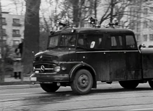 Мерседес l319 грузовик