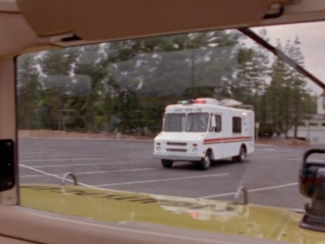 IMCDb.org: Chevrolet Step-Van [P-30] in 