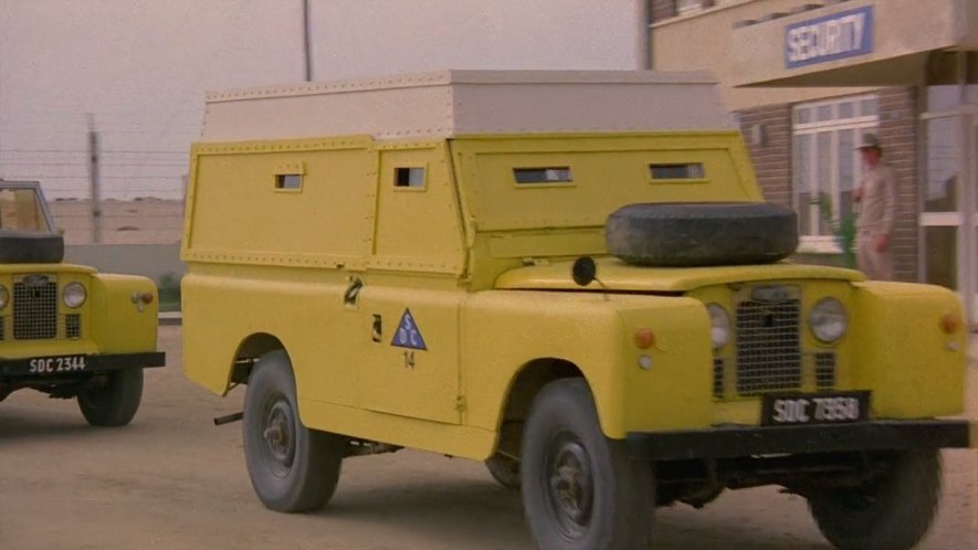 Land-Rover 109'' Series II