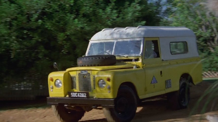 1969 Land-Rover 109'' Series IIa with high roof hardtop