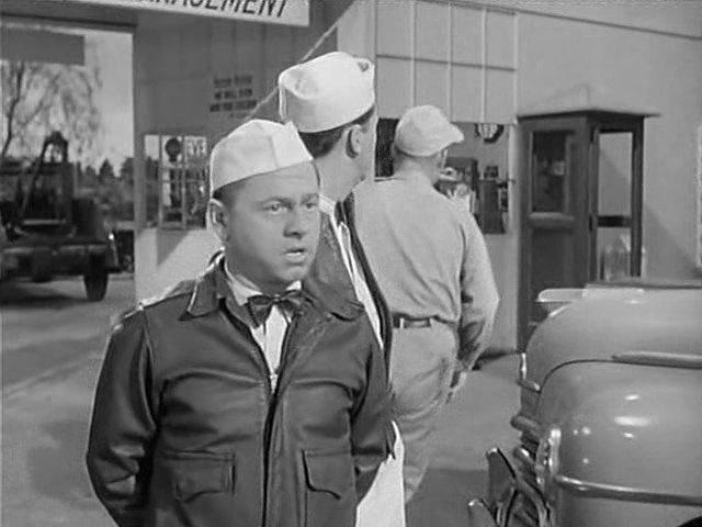 1946 Plymouth [P-15]