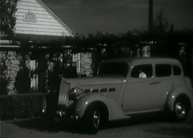 1935 Packard One-Twenty