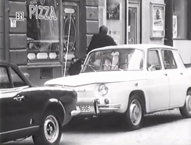 Renault 8