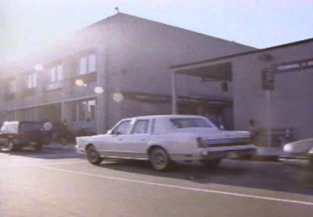 1989 Lincoln Town Car [54D]