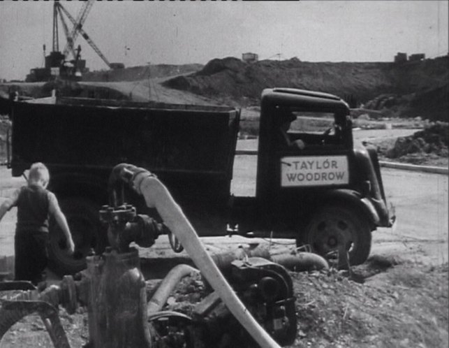 1944 Fordson 7V 4-6 ton Tipper