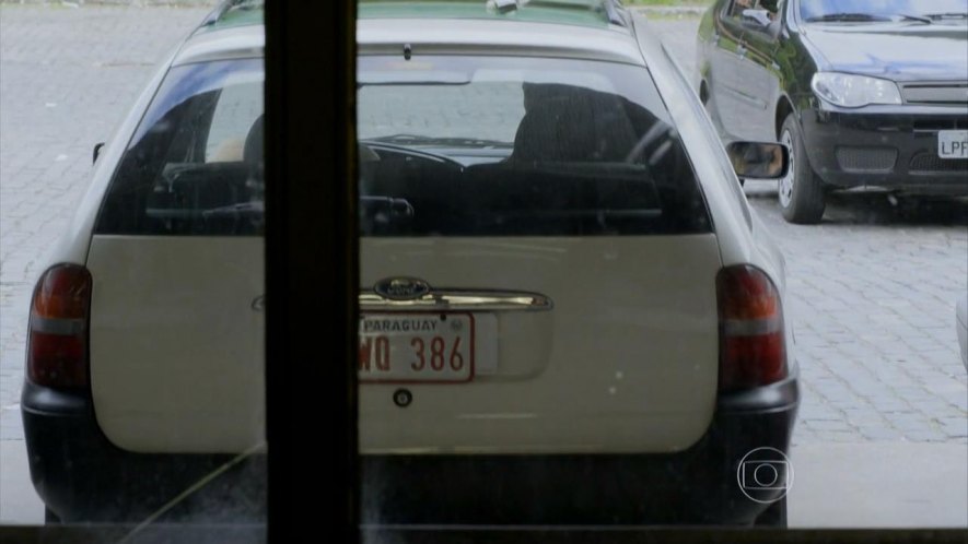 1997 Ford Mondeo Familiar MkII [CDW162]