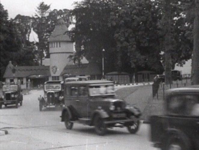 1927 Morris Cowley 11.9 hp saloon
