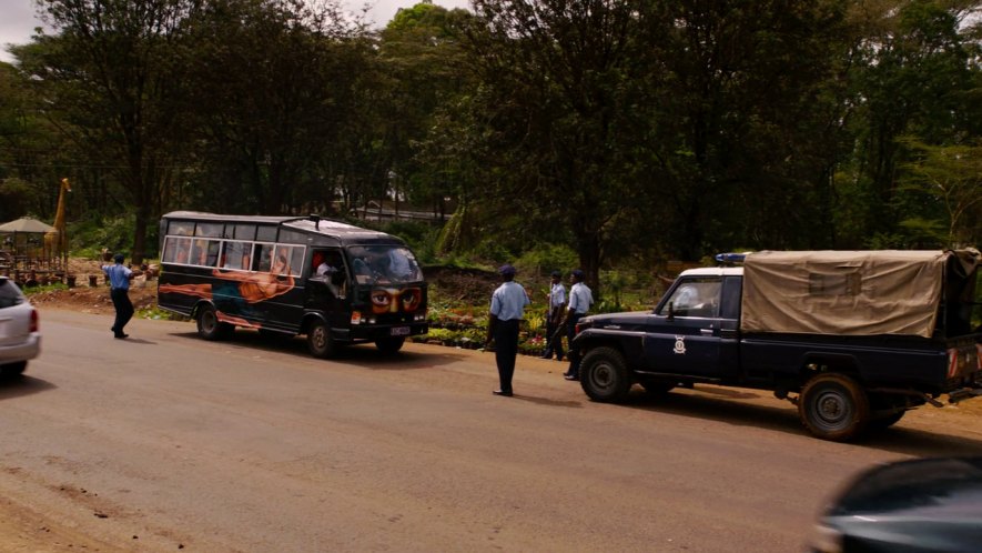 2000 Toyota Land Cruiser [J79]
