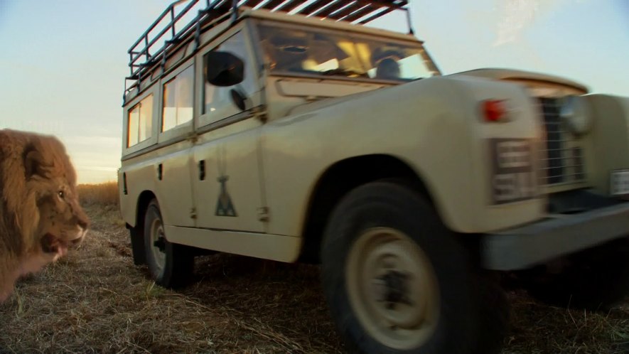 1966 Land-Rover 109'' Series IIa Station Wagon