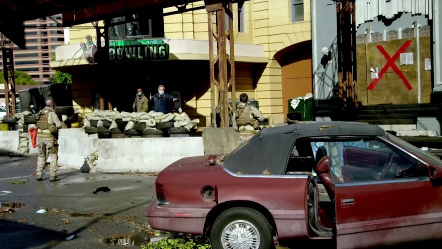1987 Chrysler LeBaron Convertible