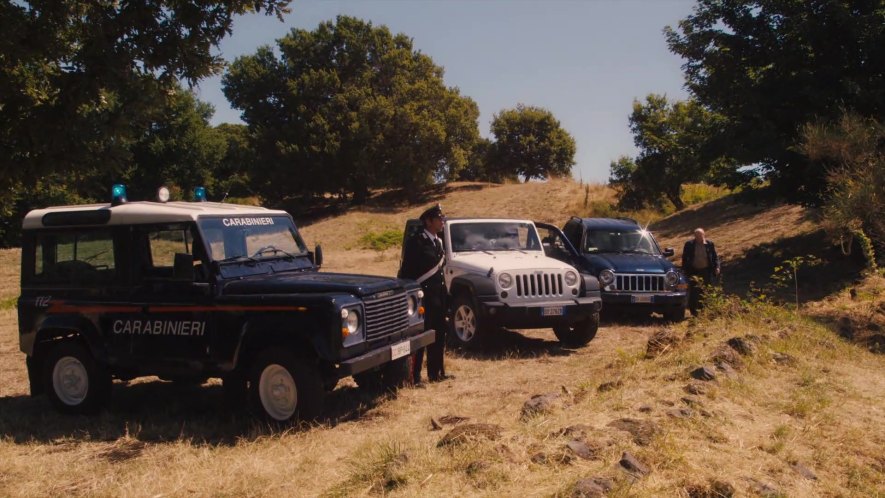 Land-Rover Defender 90