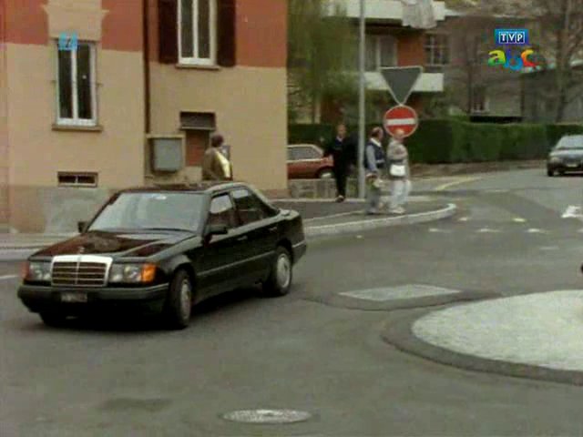 1985 Mercedes-Benz [W124]