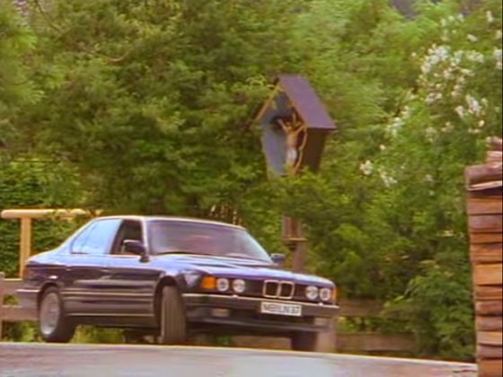 BMW 7 [E32]